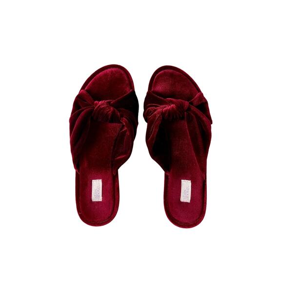 Stars Above Burgundy Velvet Slide Slippers Size 7/8 - Picture 1 of 6